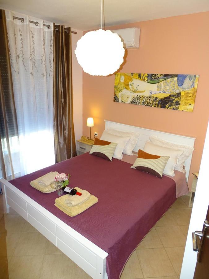 Ferienwohnung Bella Casa Néa Péramos Exterior foto