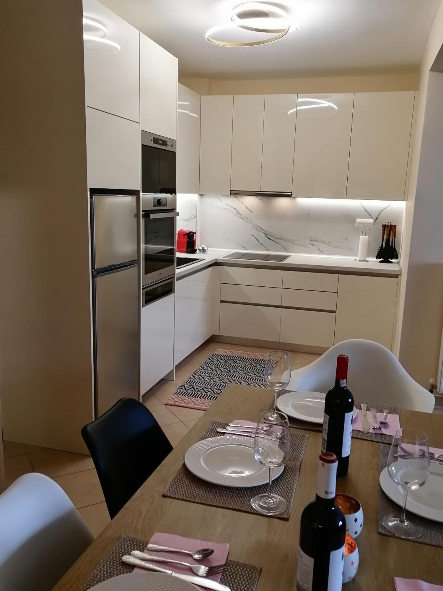 Ferienwohnung Bella Casa Néa Péramos Exterior foto